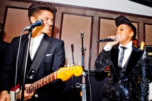 Audio : Janelle Monae "What Is Love" Audio : Janelle Monae "What Is Love"